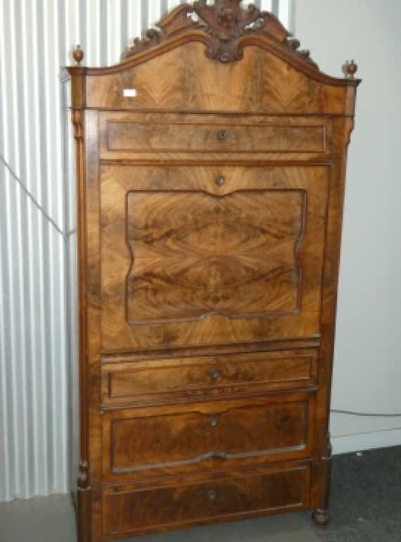 Auction lot image 9