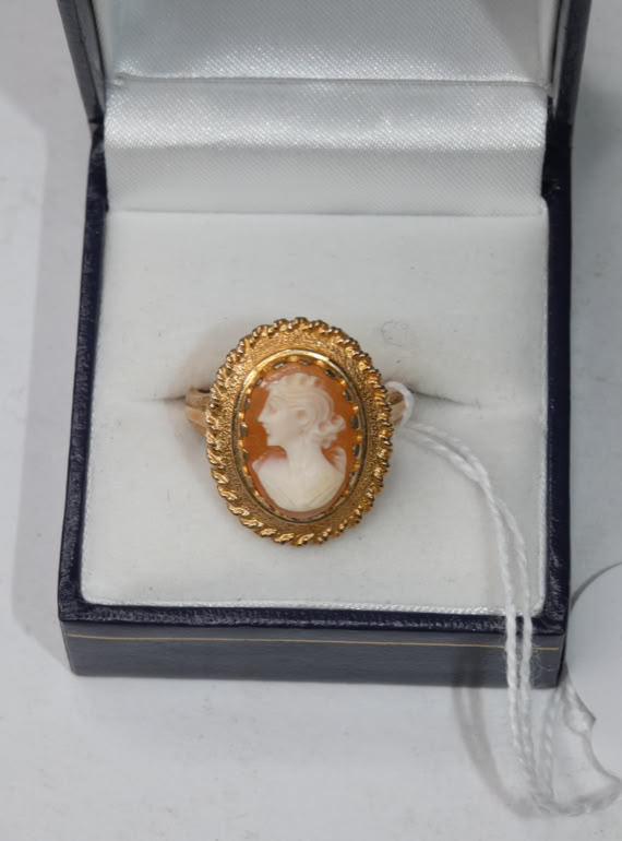 Auction lot image 1